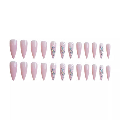 Glamouröses Kunstnageldesign Brehn