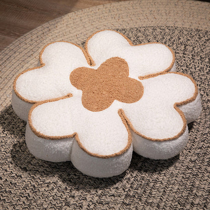 Gepolstertes Sitzkissen in Blumenform mit Kunstleder‑Mittelstück und flauschiger Randpolsterung