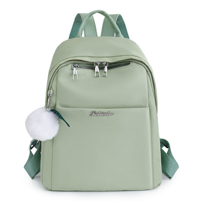 Trendiger Rucksack mit Schlüsselanhänger