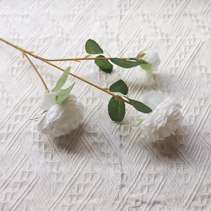 Elegante künstliche Rosenstängel