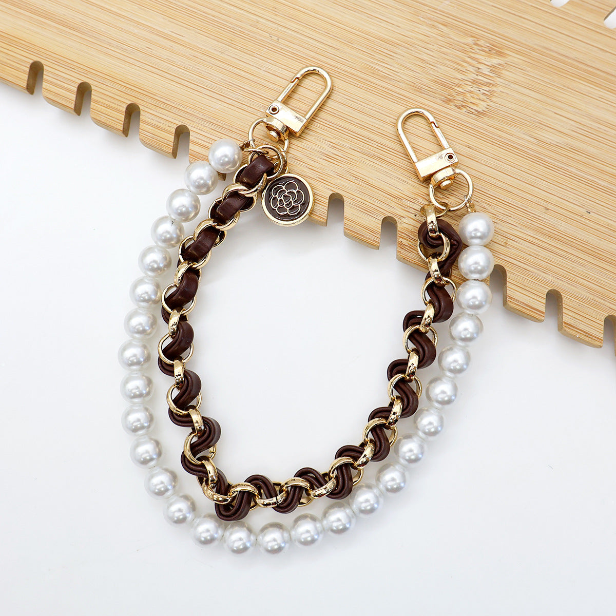 Chic Perlenkette Brillenhalter Brehn