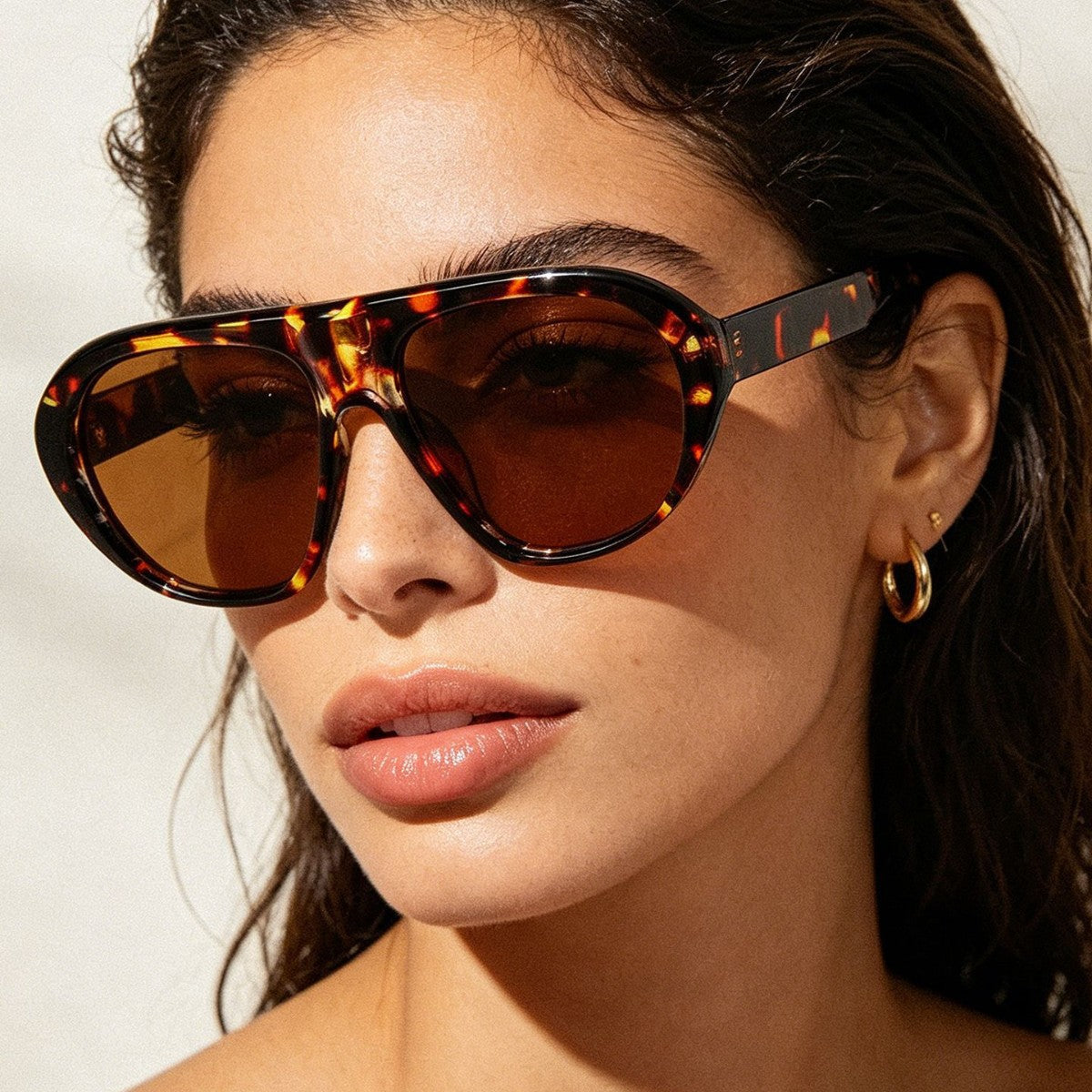 Damen modische Brille mit großem Rahmen und stylischem Design Brehn