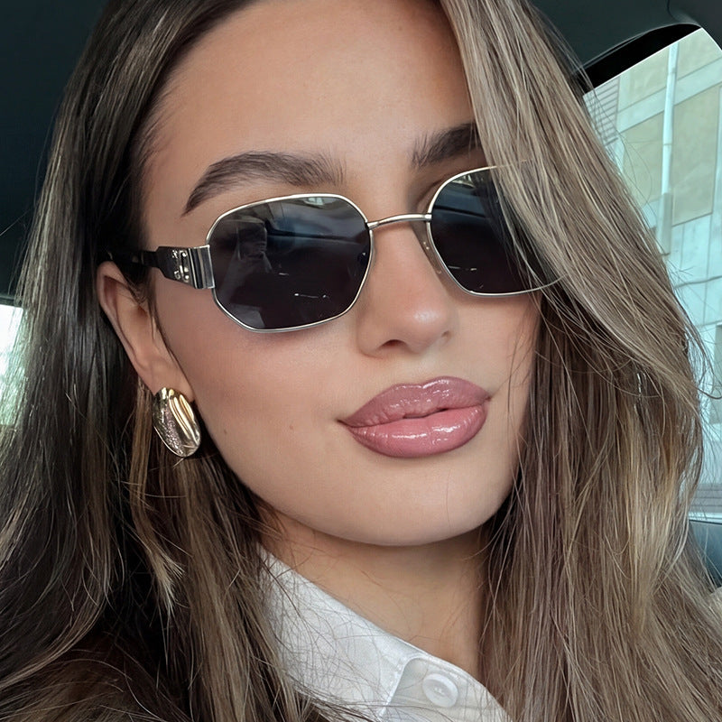 Damen geometrische Sonnenbrille im modernen Design mit polarisierenden Gläsern Brehn