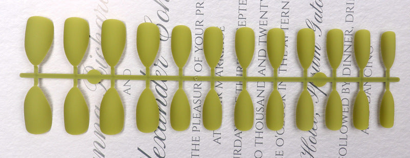 Stiletto Press-On Nail Set Brehn