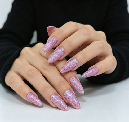 Glamouröse Glitzernde Stiletto-Nagelverstärkungen Brehn