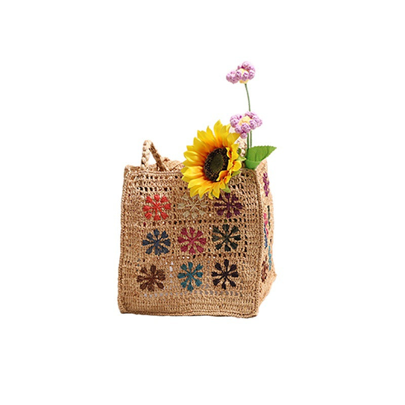Handgefertigte Basttasche mit Buntem Stickdesign Brehn
