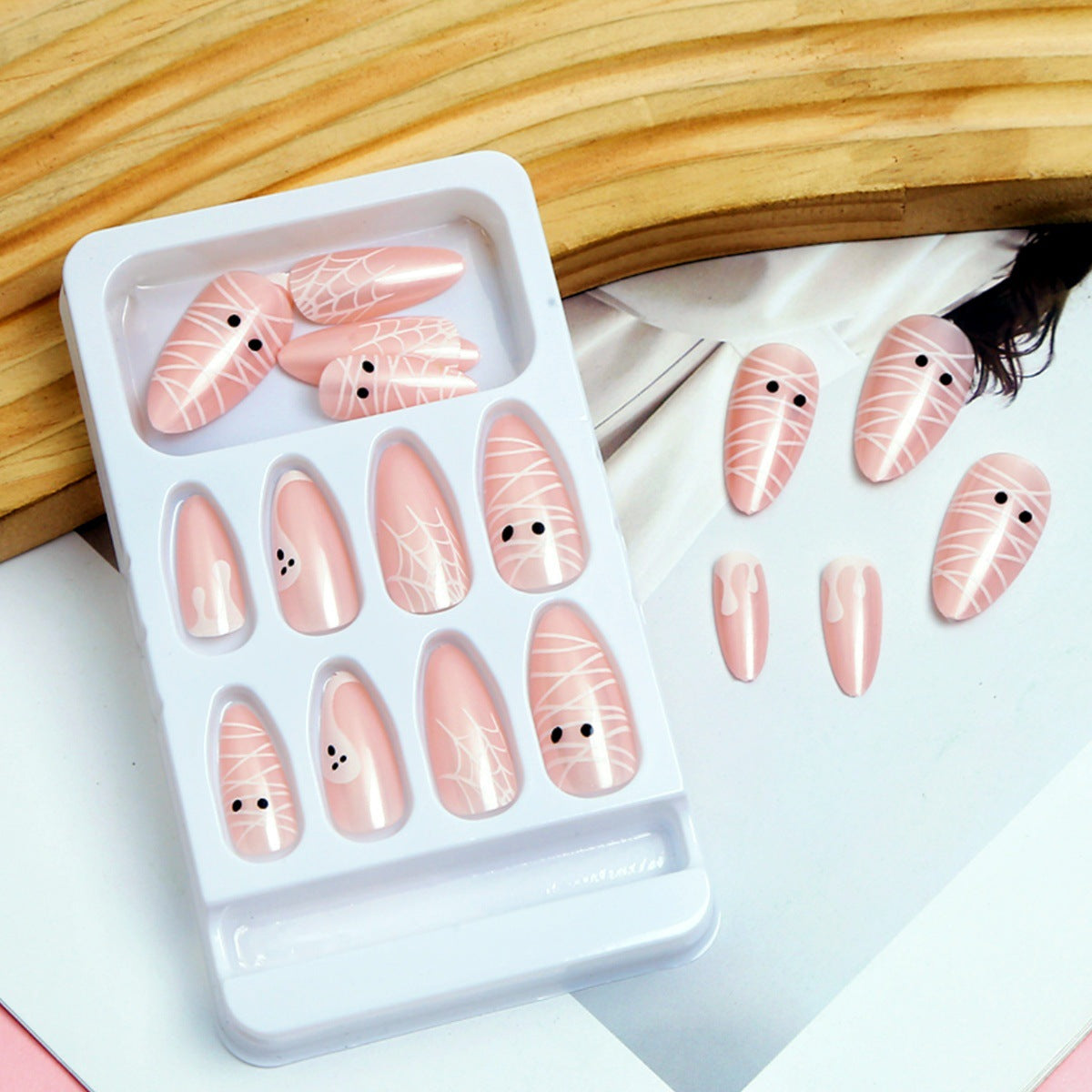Saisonale thematisierte Press-On Nagelset Brehn