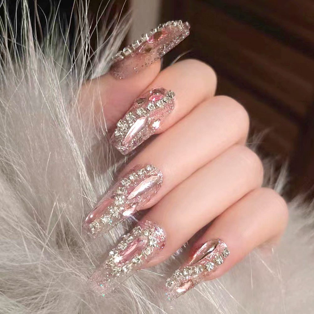 Glamouröse mit Strass verzierte Press-On-Nagelspitzen Brehn