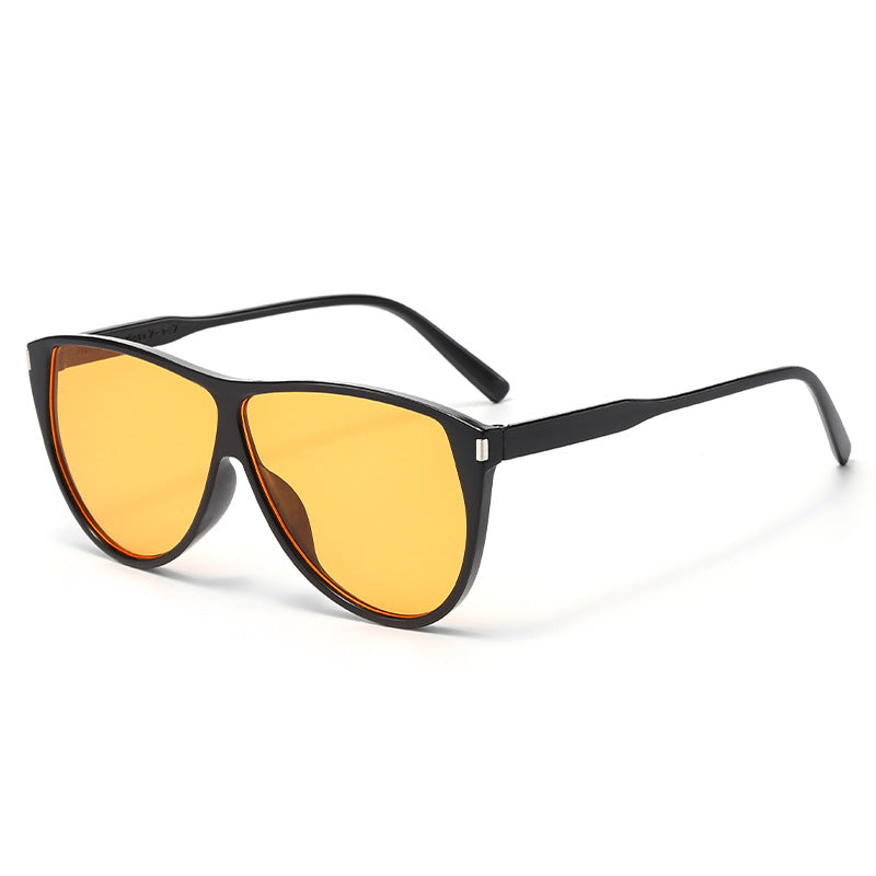 Damen moderne Cat-Eye Sonnenbrille mit schützendem UV-Filter und stilvollem Rahmen Brehn