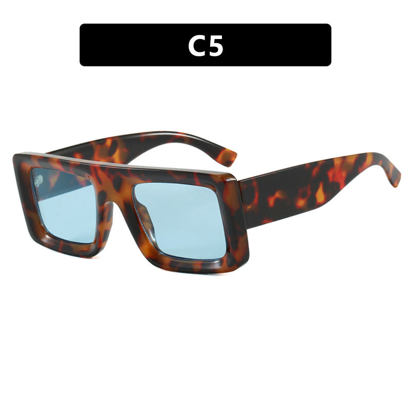 Damen modische quadratische Sonnenbrille mit robustem Rahmen und schützenden Gläsern Brehn