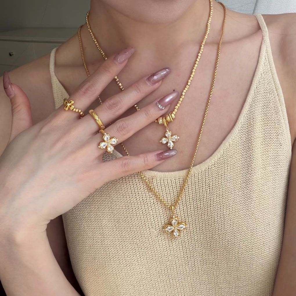 Elegante Nagelkunstverlängerungen