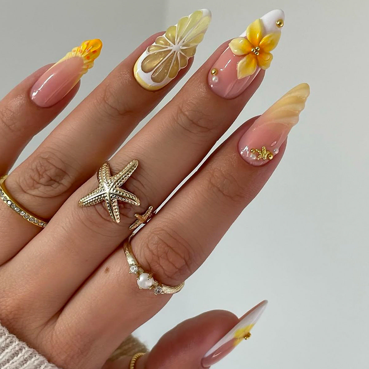 Kunstnägel mit Verspieltem Obst-Design Brehn