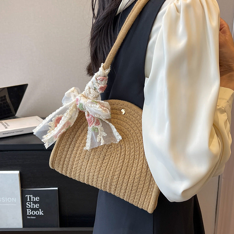 Handgefertigte Strohtasche