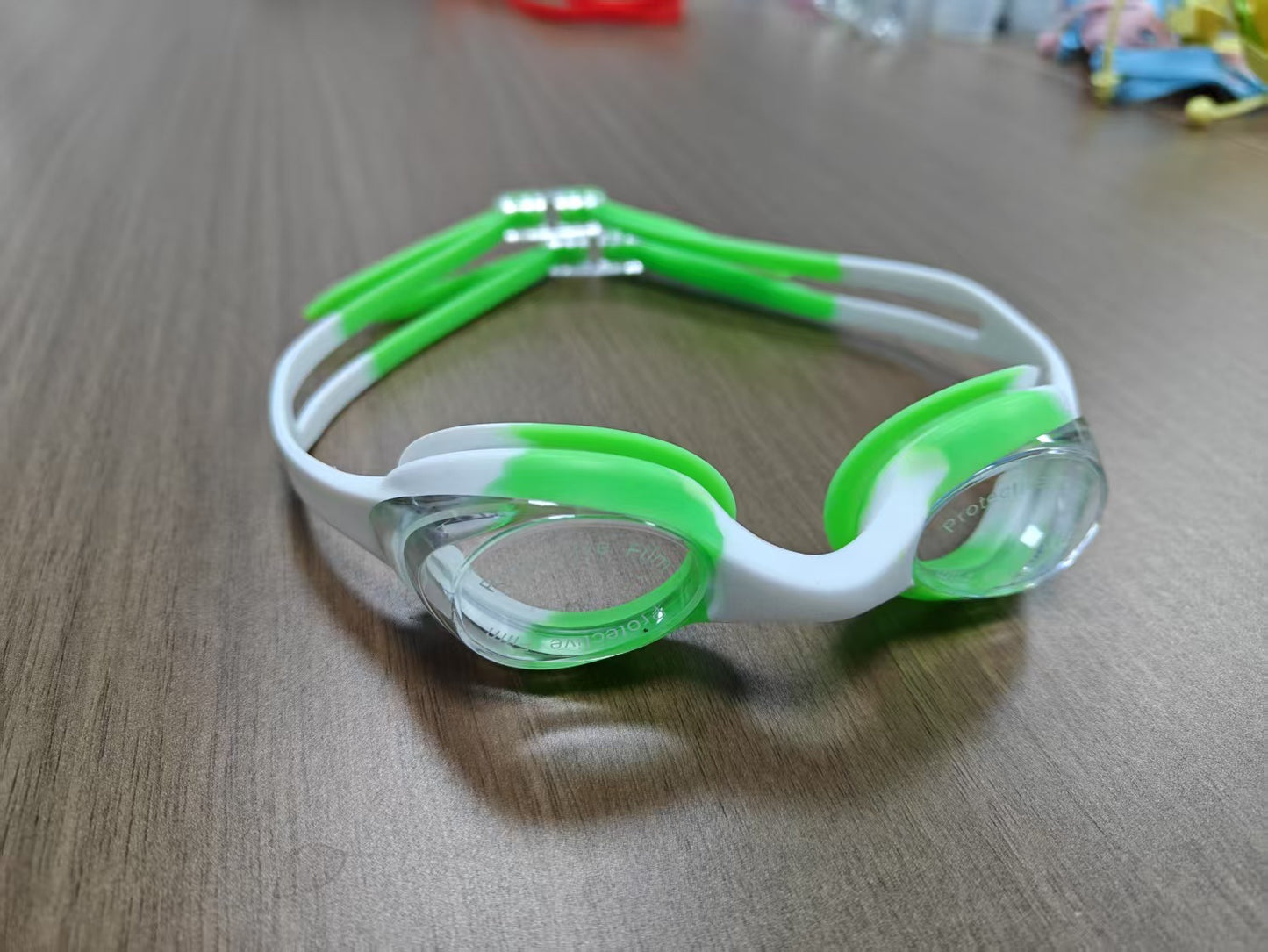 Schwimmbrille mit Anti-Beschlag- und Uv-Schutztechnologie Brehn