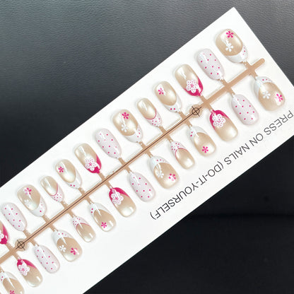 Floral Design Press-On Nail Set Brehn
