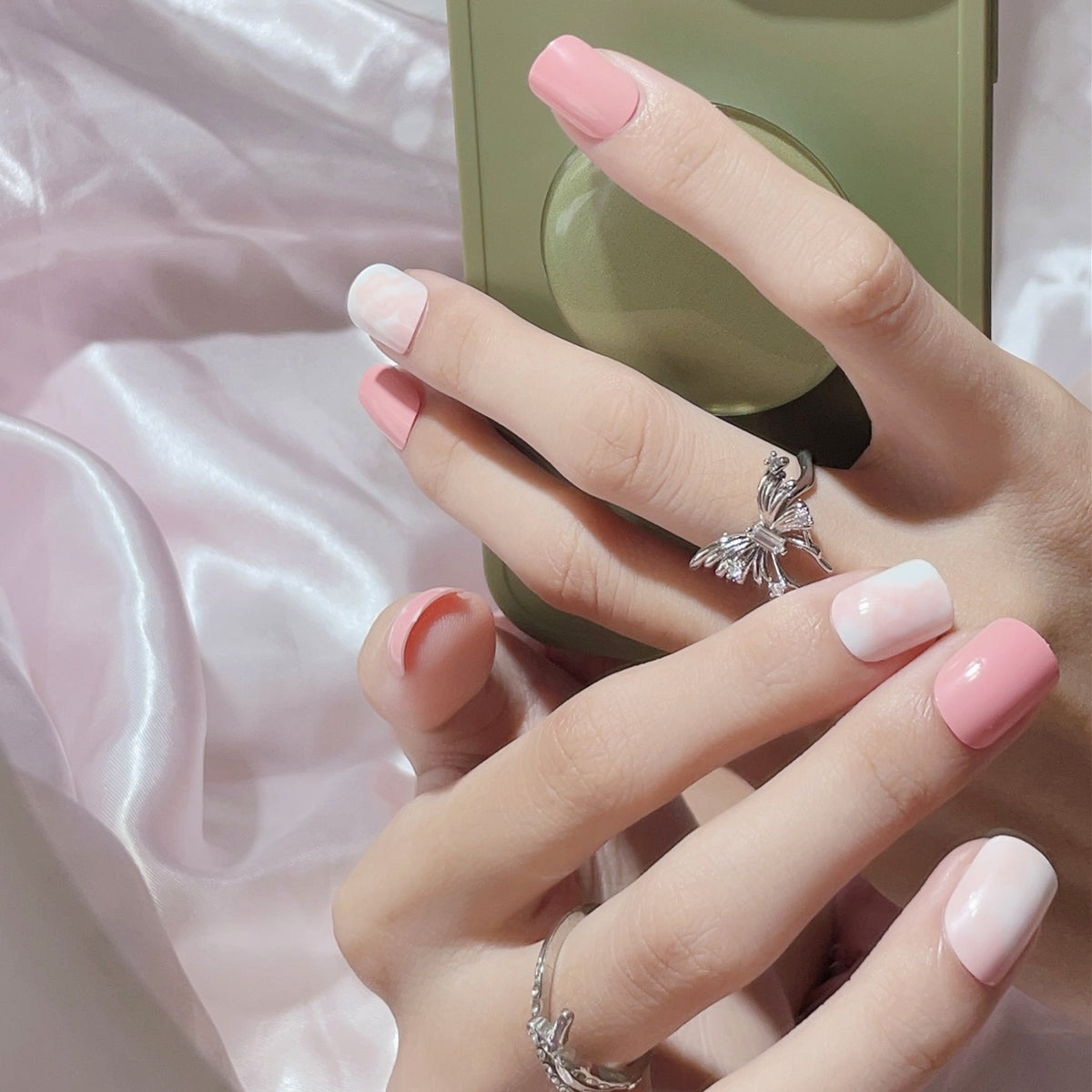 Press-On-Nagelset mit Marmor-Effekt