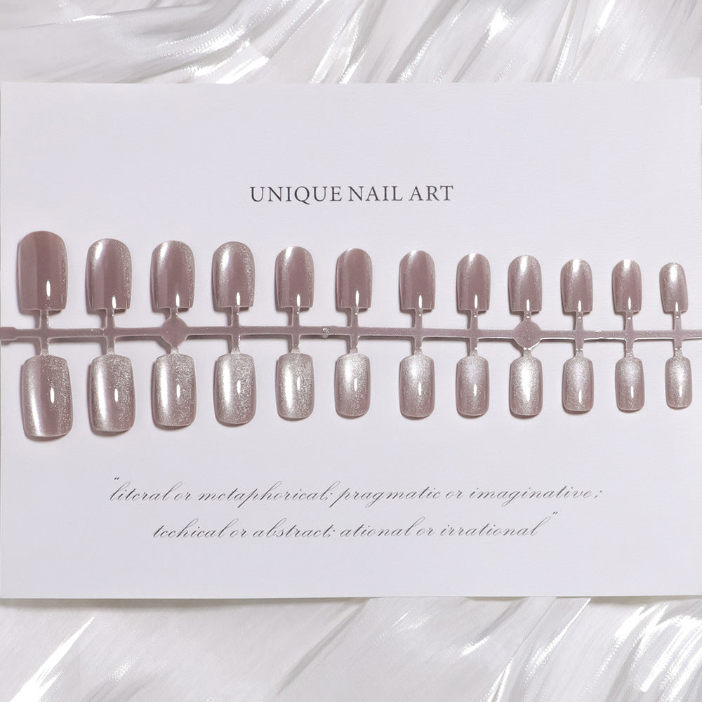 Einzigartiges Press-On Nageldesign Set Brehn