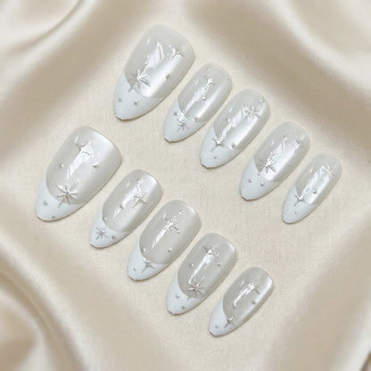 Elegante Press-On Nagelkunst