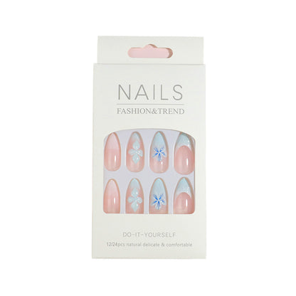 Premium Press-On Nail Set mit dekorativen Akzenten Brehn