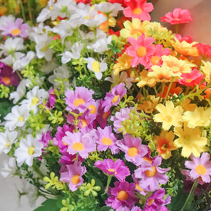 Lebensechter Blumenstrauß