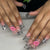 Kreatives Nagelset mit stylishen Mustern Brehn