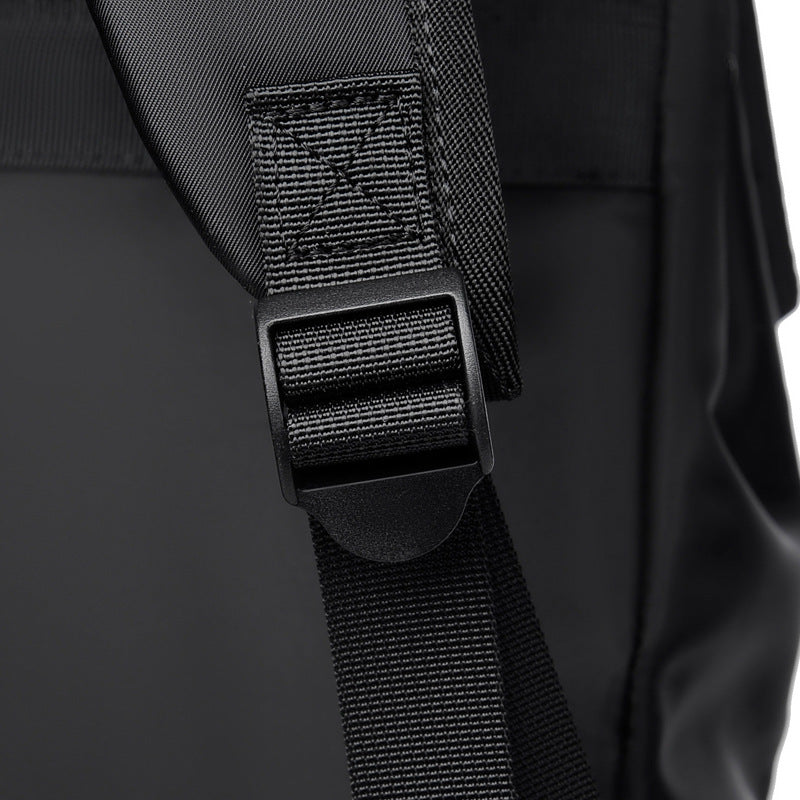 Urbaner Rucksack mit Multifunktionalem Fächersystem Brehn