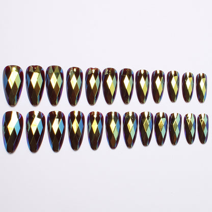 Diamantförmiges Press-On Nagelset Brehn