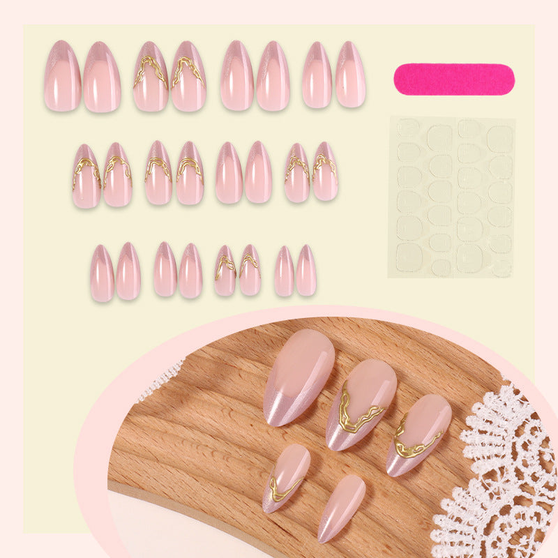 Elegantes Press-On-Nägel-Set mit goldenem Akzentdesign Brehn