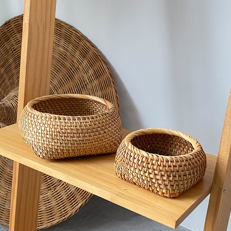 Damen Korb aus geflochtenem Rattan Brehn