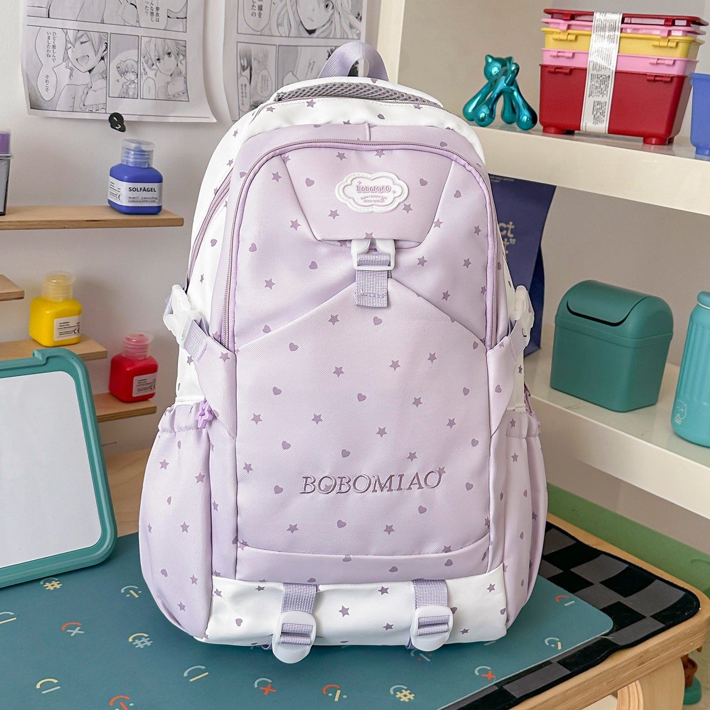 Stylischer Rucksack mit Sternmuster