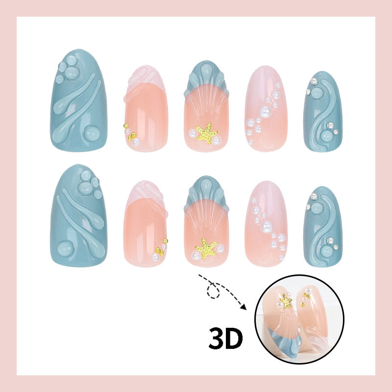 Kunstnagelset mit eleganten Perl- und Glitzervariationen Brehn