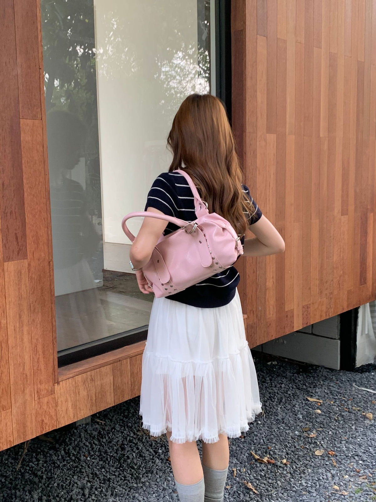 Dekorativer Nieten Handtasche