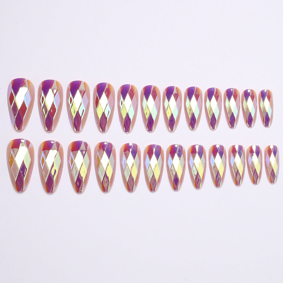 Diamantförmiges Press-On Nagelset Brehn