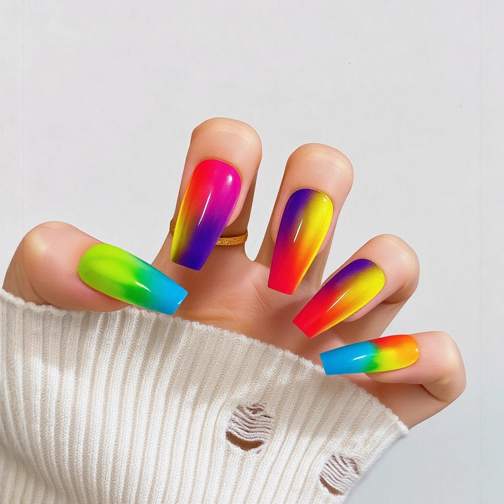 Kunstvolle Nagelverlängerungen mit Eleganten Spitzen Brehn
