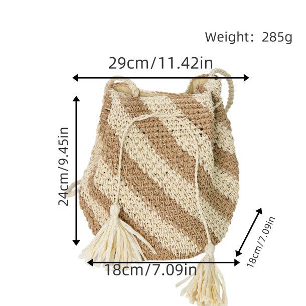 Geflochtene Tragetasche mit Quasten und Gestreiftem Design Brehn
