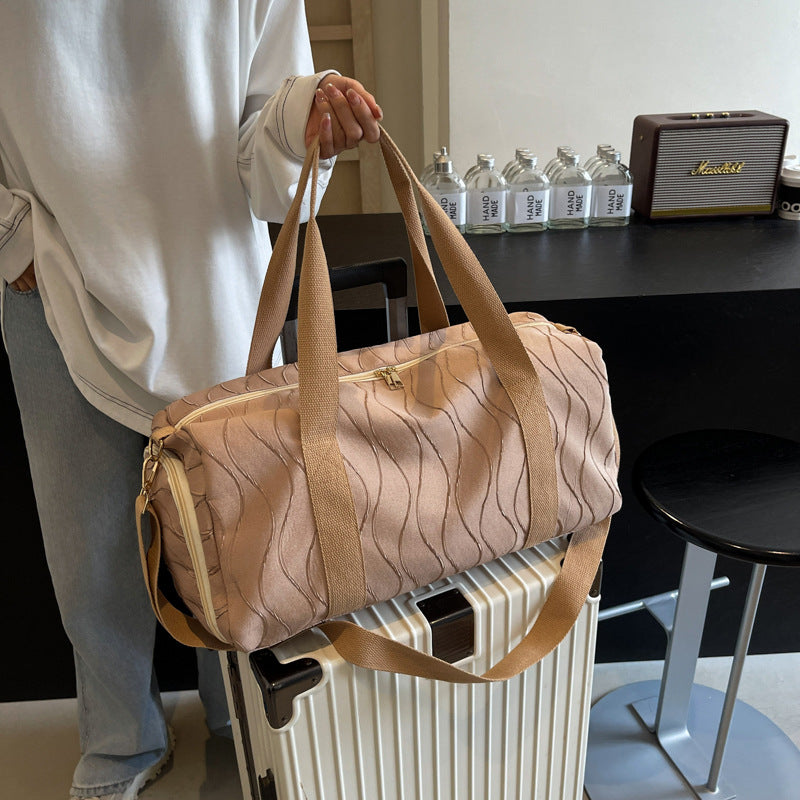 Sportliche Reisetasche mit Stilvollem Wellenmuster Brehn