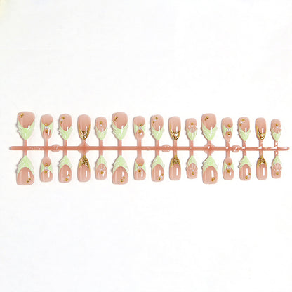 Stylisches Press-On Nail Set Brehn