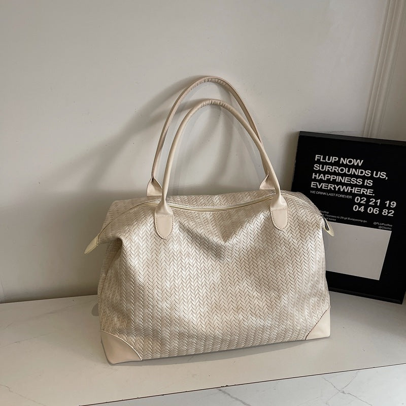 Luxuriöse Reisetasche Im Modernen Zickzackmuster Brehn