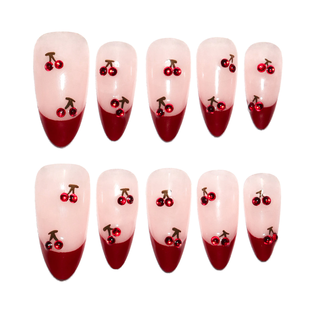 Kunstvolle Stiletto-Nägel mit Kirschmotiven und Glitzerakzenten Brehn