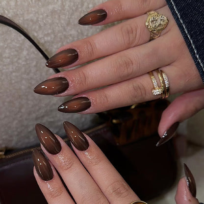 Premium Glänzende Press-On Nagelspitzen Brehn