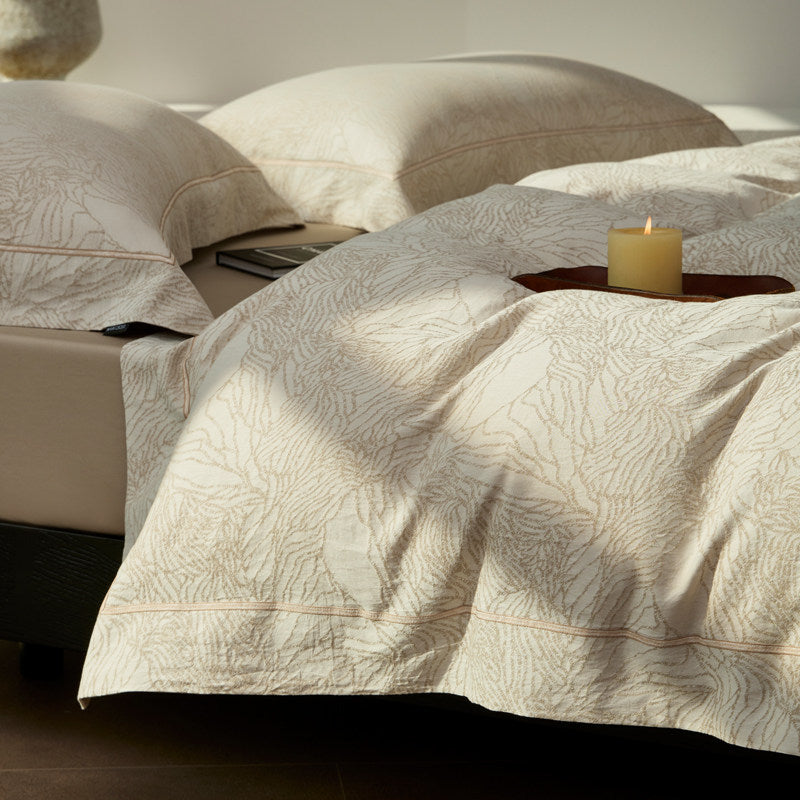 Botanisches Jacquard Baumwollsatin Bettwäsche Set mit Kontrastpaspel