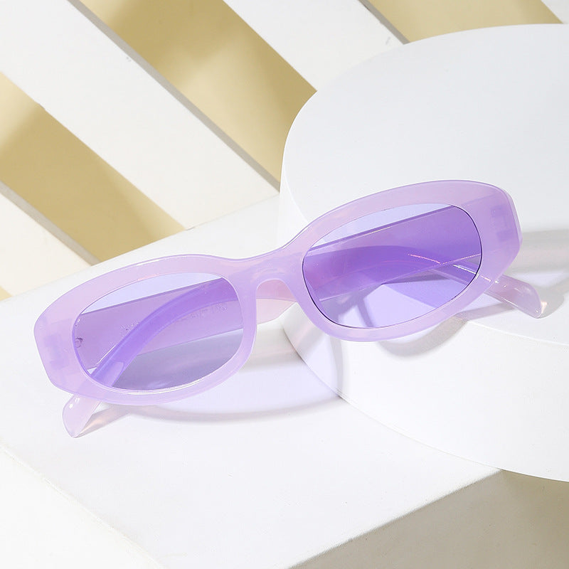 Damen modische Sonnenbrille im minimalistischen Ovaldesign Brehn