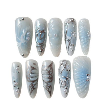 Künstlerisches Press-On Nageldesign Brehn