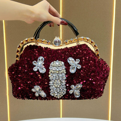 Verzierte Abendtasche