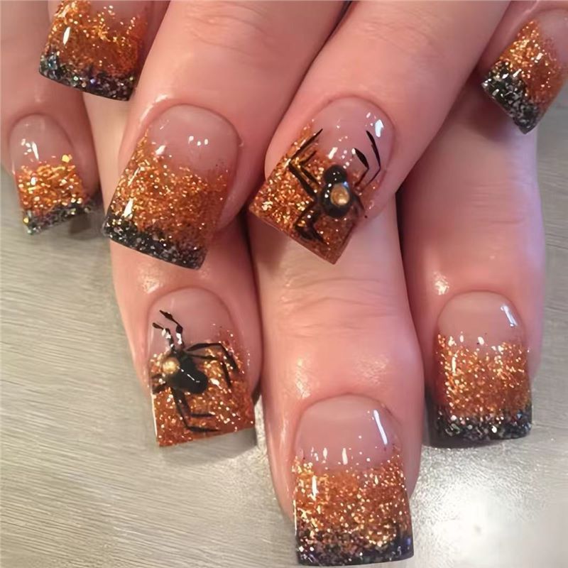 Glitzernde Spinnen-Themen-Nagelkunstverlängerungen Brehn