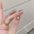 Künstliche Kunstnägel mit Schimmernden Effekten und Eleganten Glitzerakzenten Brehn