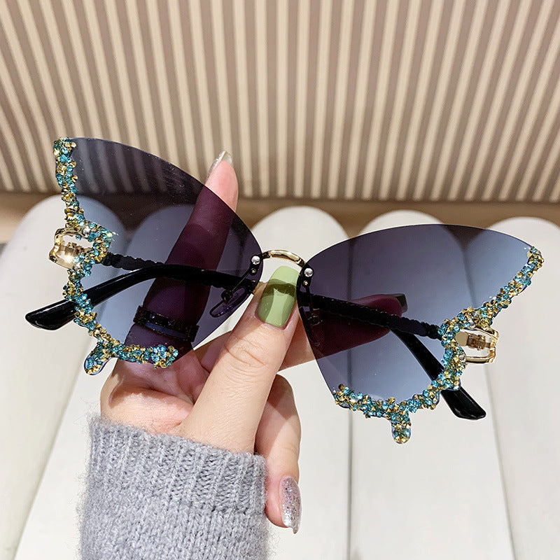 Damen extravagante Cat-Eye Sonnenbrille mit funkelnden Strassverzierungen Brehn