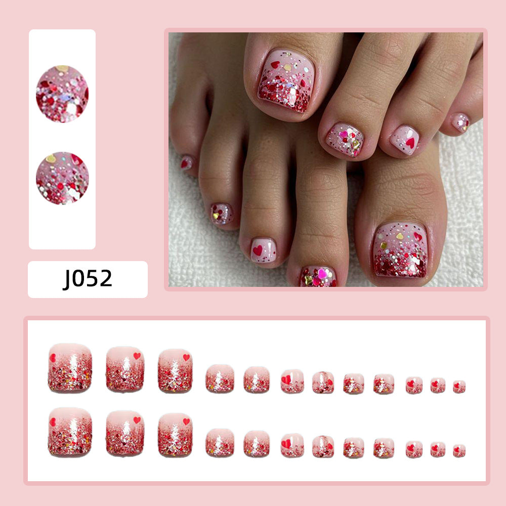 Fußnagelkunst mit Glitzernden Herzen Brehn
