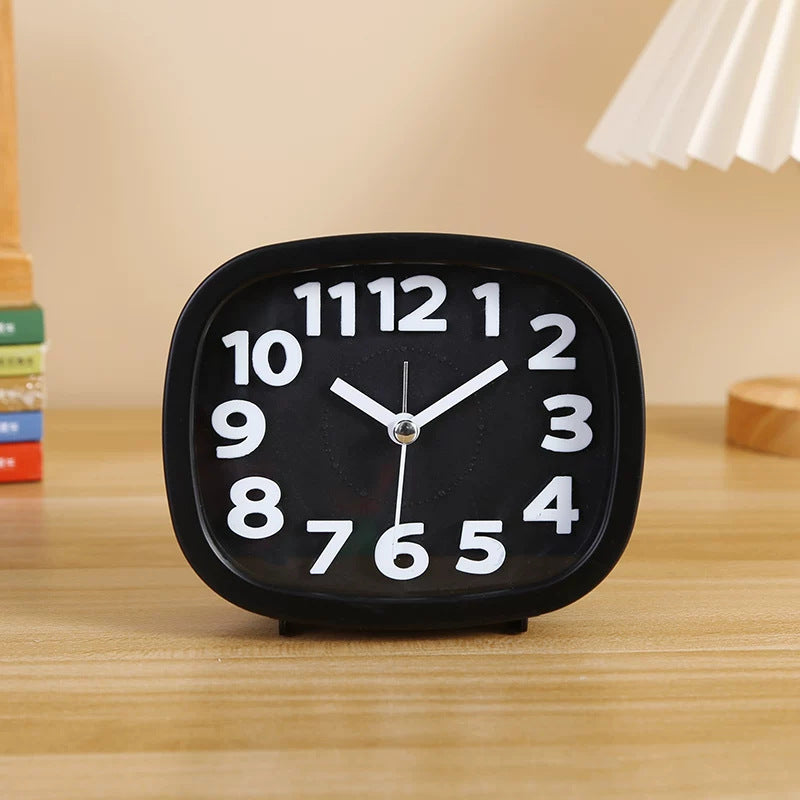 Moderne Tischuhr Im Minimalistischen Design Brehn