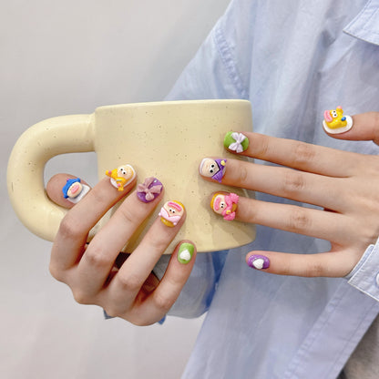 Kreatives Charakter Press-On Nagelkunst Set